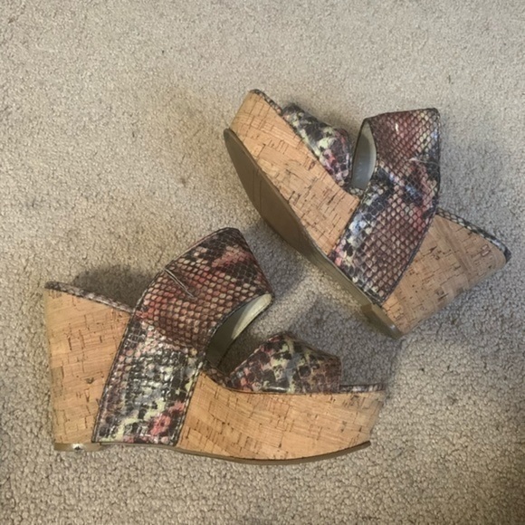 Nine West SnakeSkin Multicolored Wedges 8.5 - Picture 1 of 8